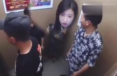 娱乐吃瓜酱整蛊路人视频,娱乐吃瓜酱挑战路人笑点极限